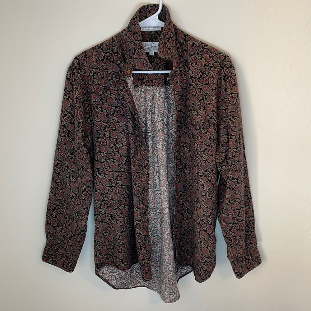 Vintage Pattern Button Up Dress Shirt (Medium)